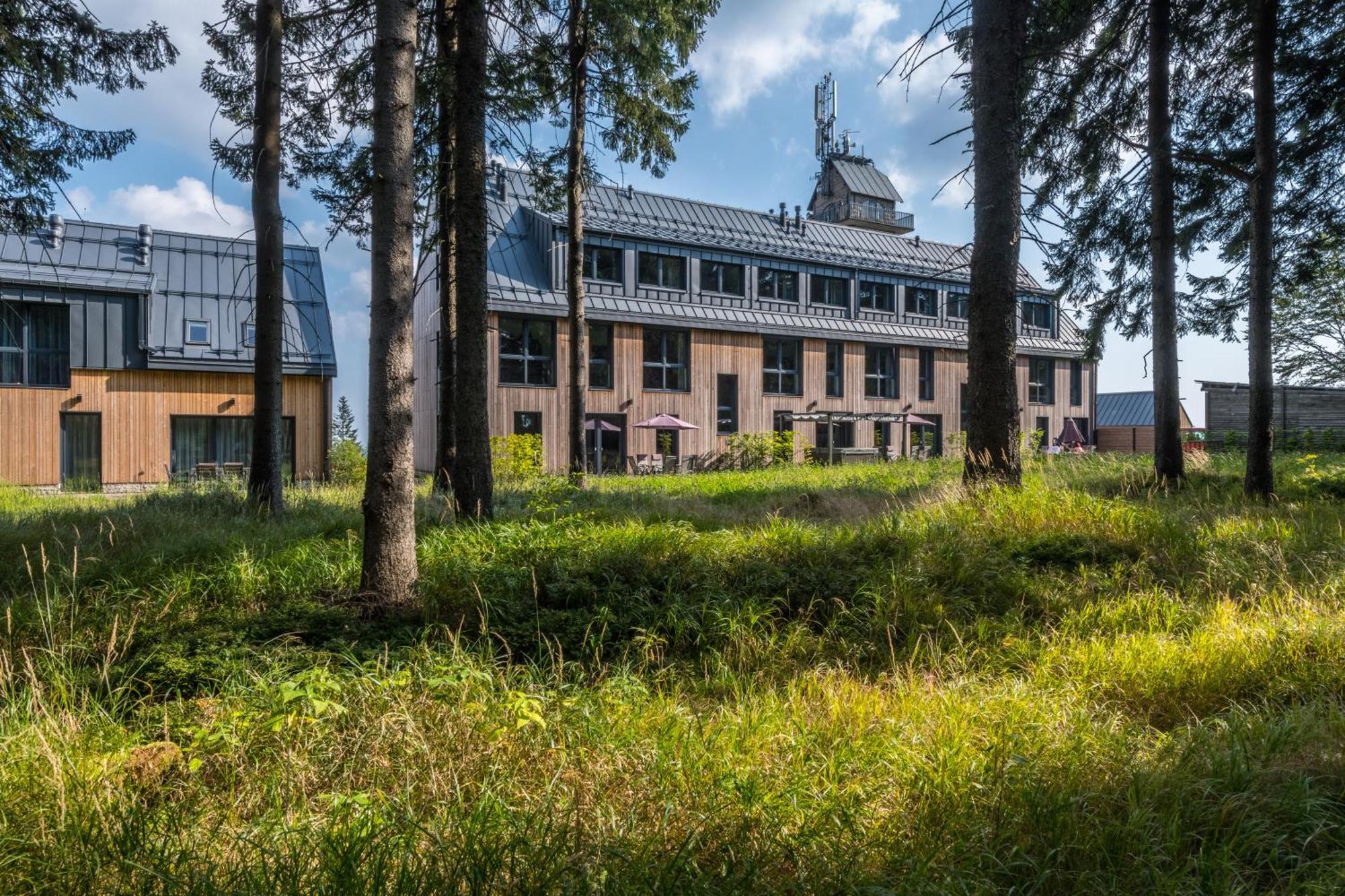 Hotel Kralovka Bedřichov Buitenkant foto