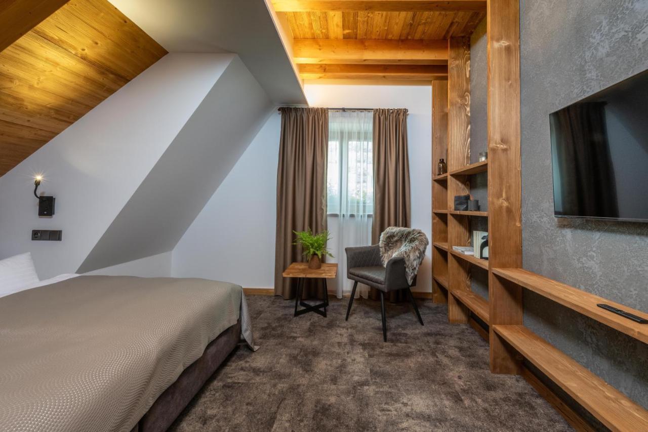 Hotel Kralovka Bedřichov Buitenkant foto
