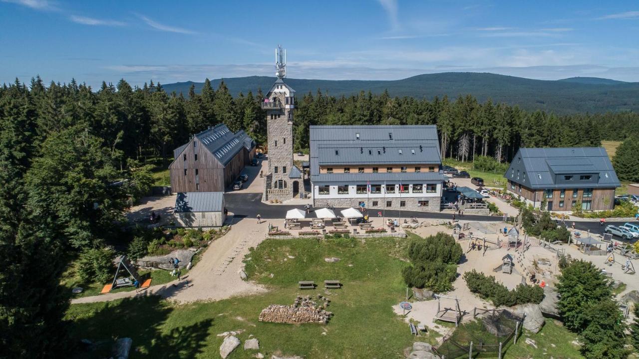 Hotel Kralovka Bedřichov Buitenkant foto